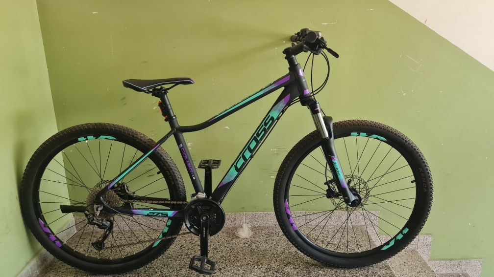 Прадавам Cross causa sl 3 алуминиев дамски велосипед/колело