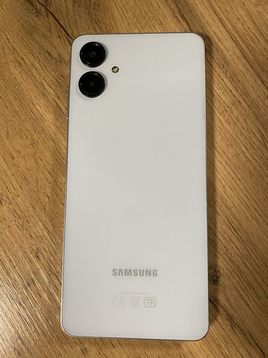 Продам телефон Samsung A06