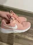 Nike Tanjun sneakers