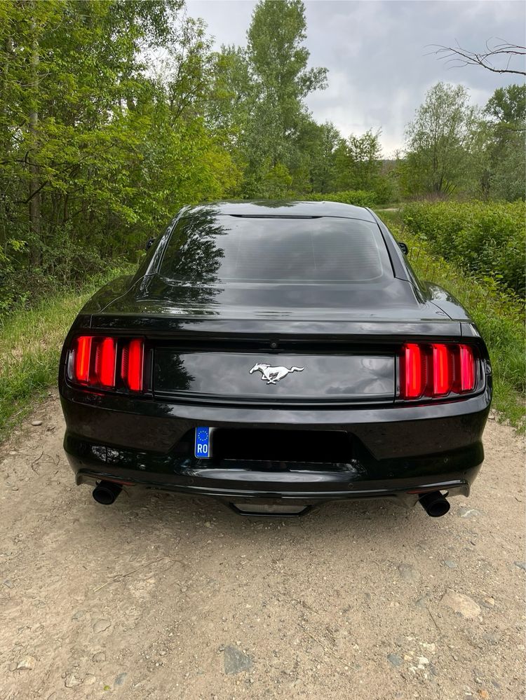 Ford Mustang 2.3 EcoBoost 317 CP – 2017 – Coupe Sport – Cutie Automată