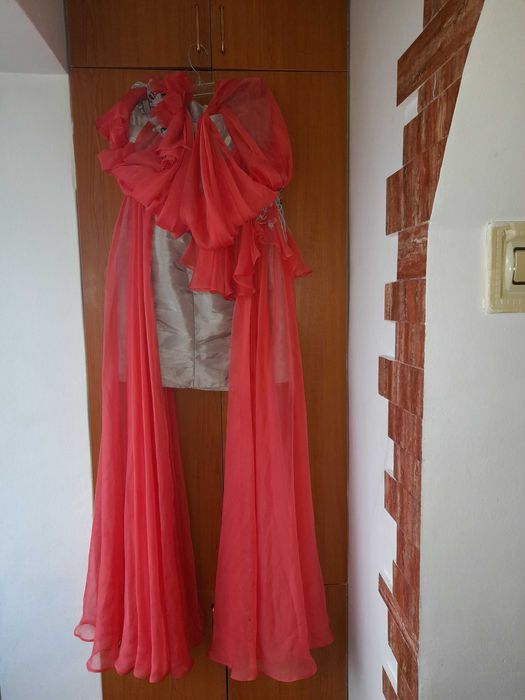 Rochie seara model deosebit marime S