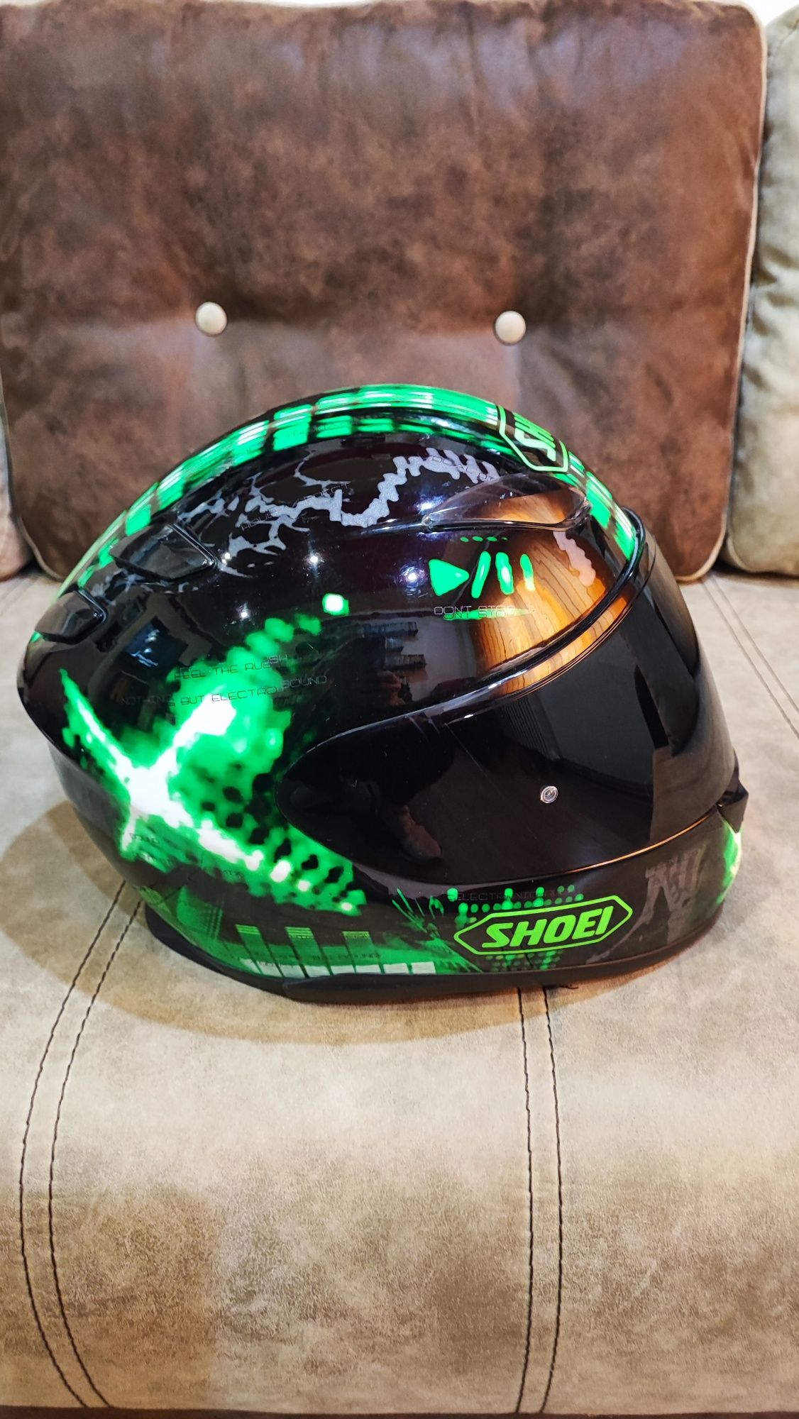 Casca moto shoei