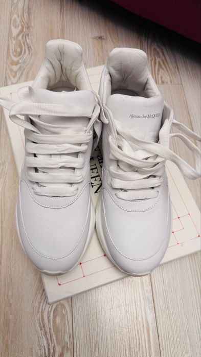 Adidasi alexander mcqueen runner