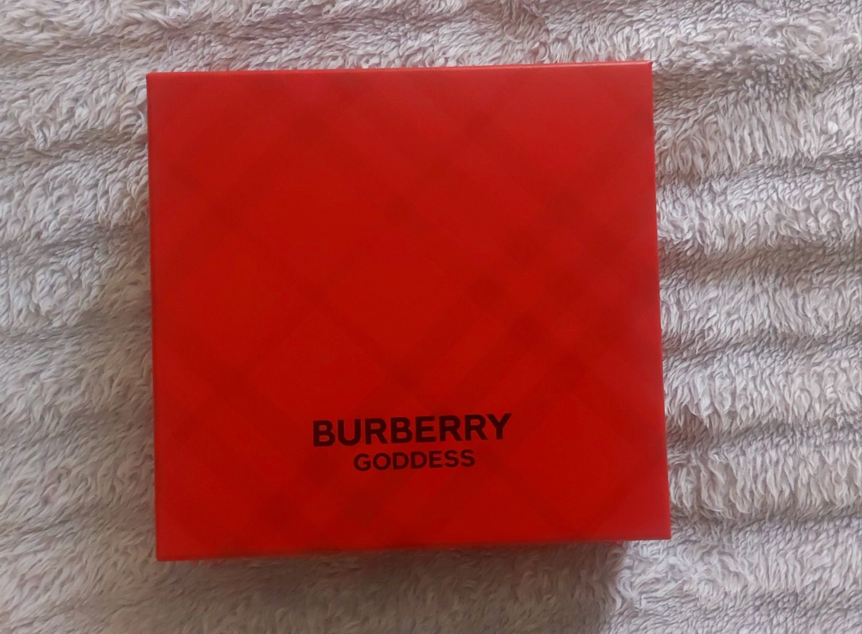 Burberry Goddest комплект оригинален