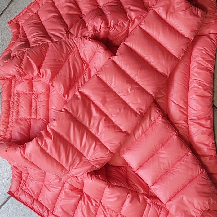 Дамско яке с еко пух