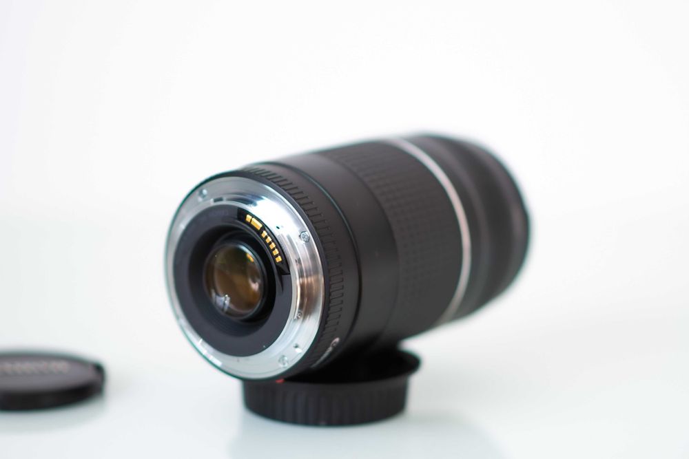 Obiectiv Canon 75-300 mark III