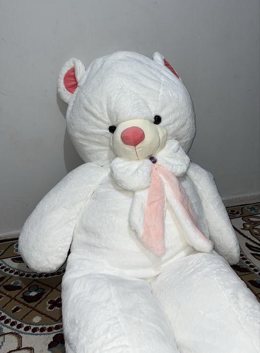 Продам плюшевого мишку 2 метр белый