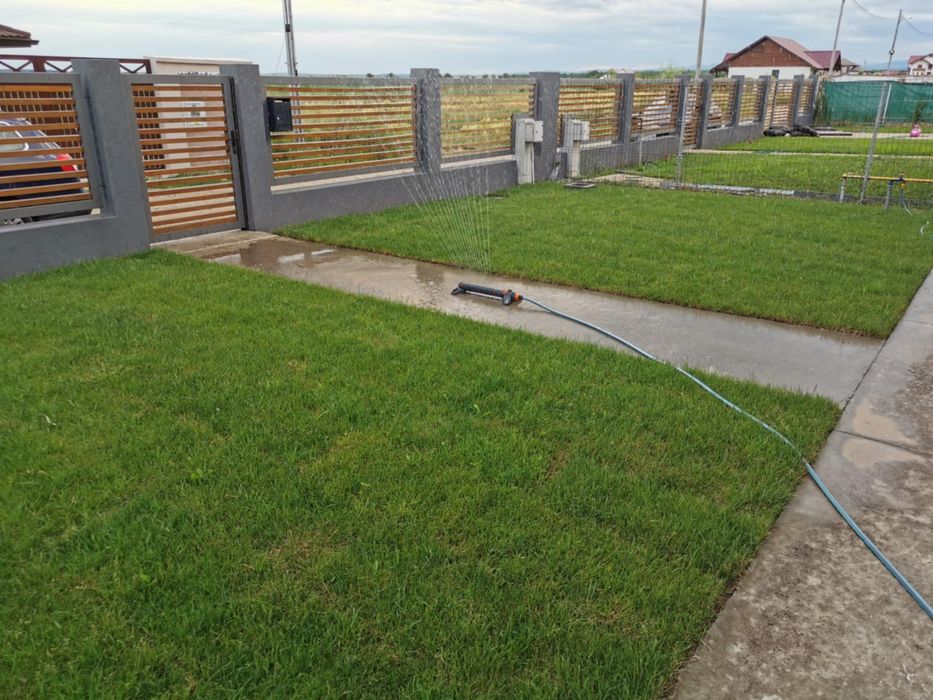 Gazon Rulou și sistem de irigare