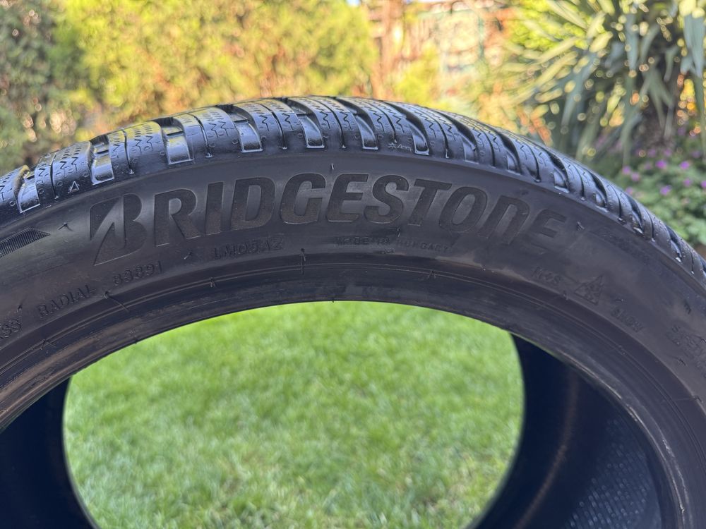 Зимни гуми Bridgestone Blizzak 285/40/20 -108 V . 255/45/20 - 105 V