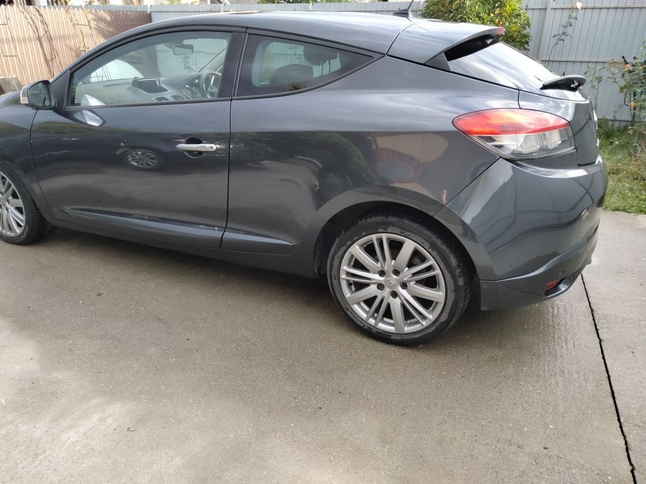 Dezmembrări/dezmembrez Renault Megan COUPE 1,6 dci  cod-R9M