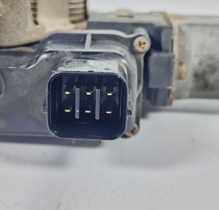 Преден Ляв Стъклоповдигач Стъклоподемник Машинка Mitsubishi Outlander