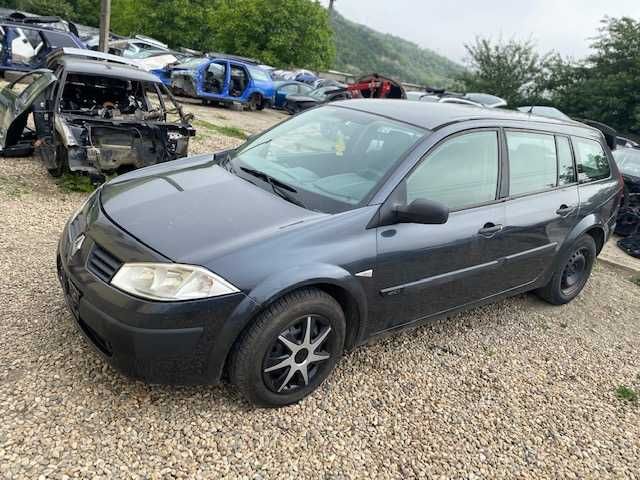 Dezmembrez Renault Megane 2 break 2005 1.5 dci 101cp ,motor k9k, jr5