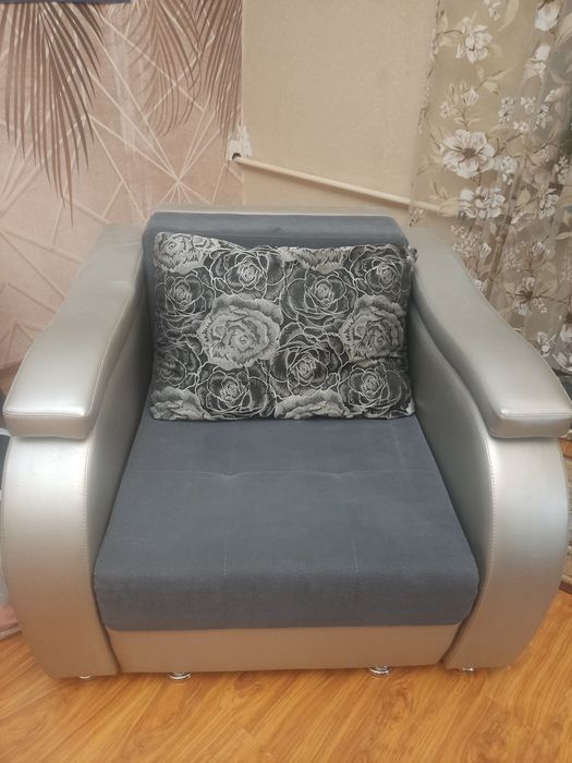 Кресло-кровать с ящиком и подушкой серый цвет разборное