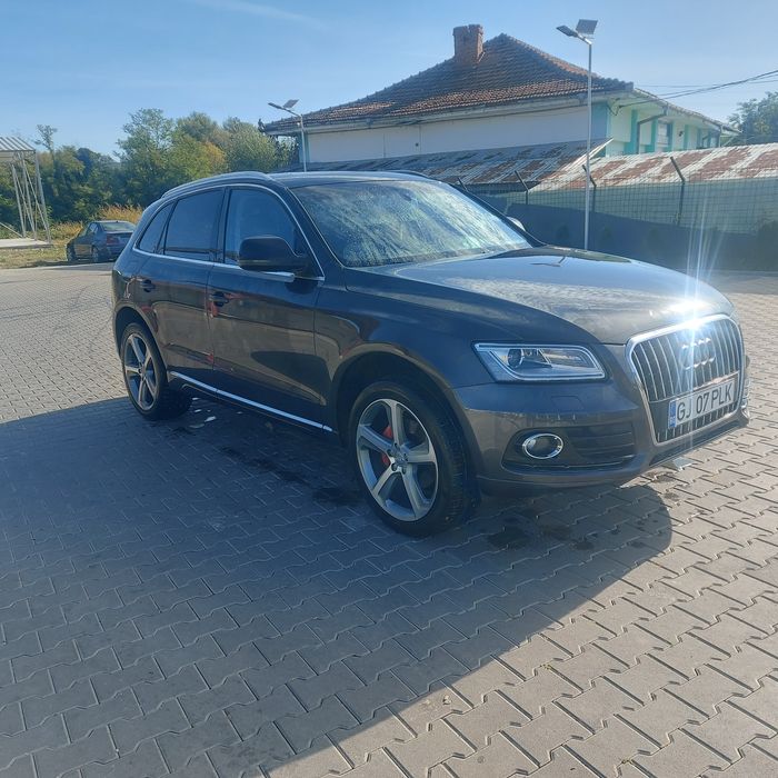 Vând Audi Q5 2013