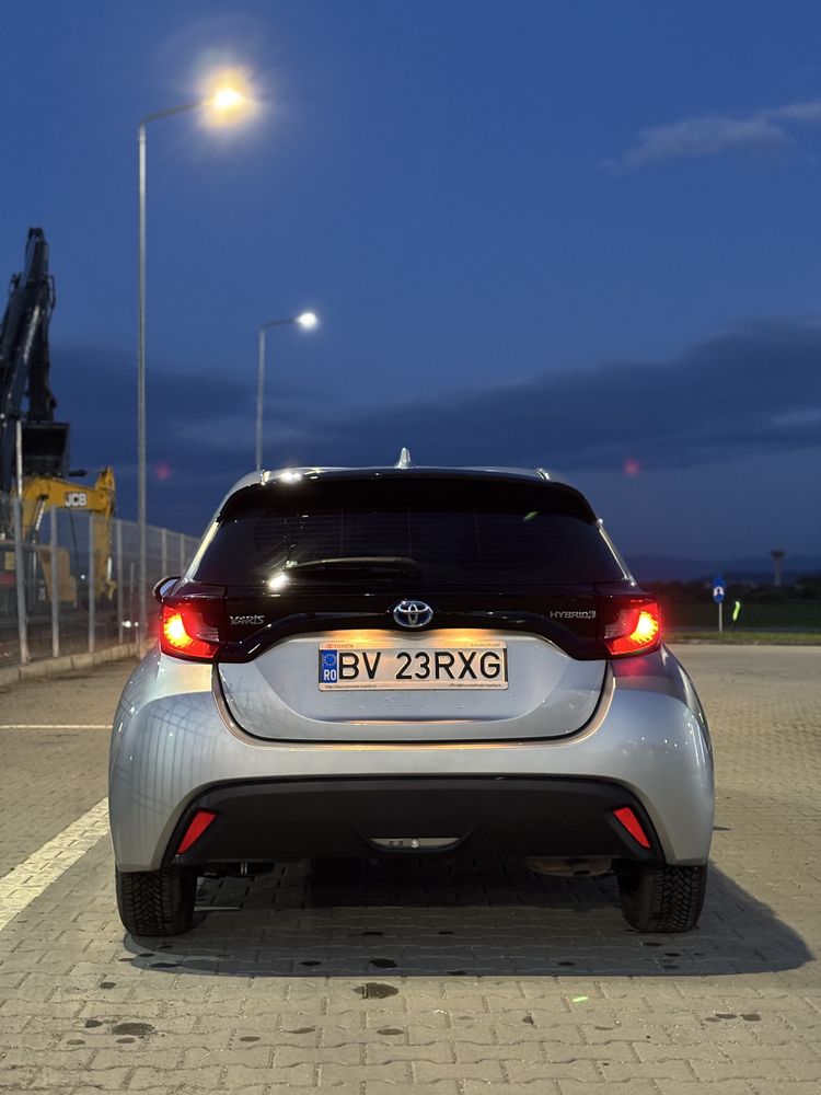 Toyota Yaris 1.5 Hybrid garantie producator 12.2027