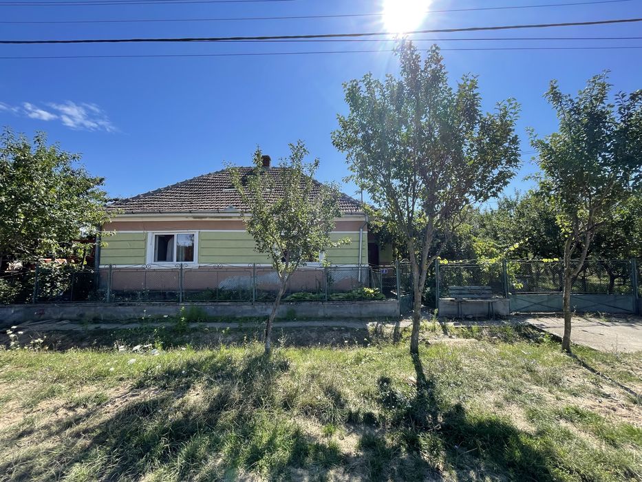 Vand casa in loc. Baba Novac jud. Satu Mare