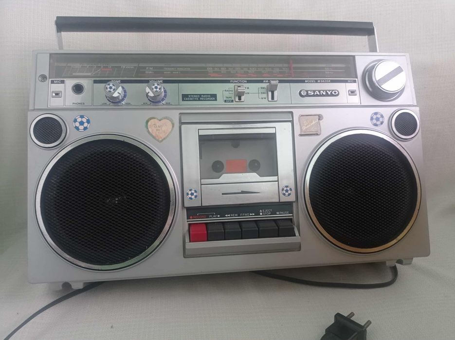 Продавам  касетофон SANYO M9820K