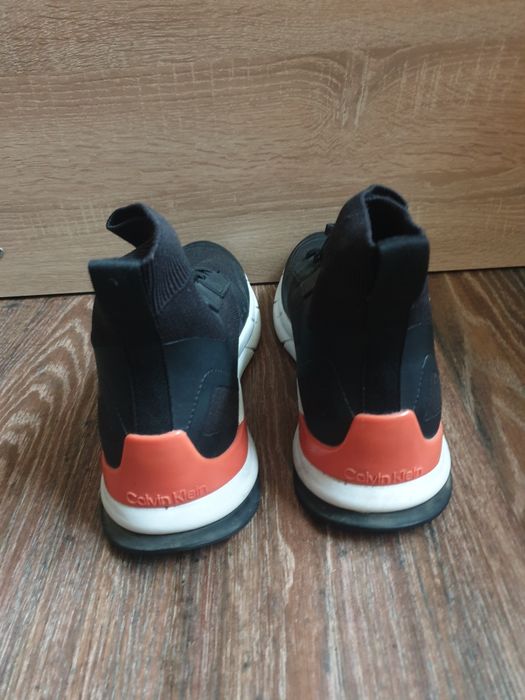 Calvin Klein кецове