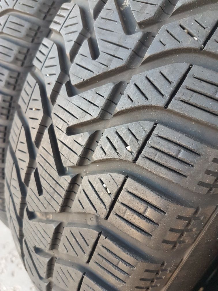 Зимни гуми 4 броя PIRELLI SnowControl3 195 70 R16 дот 4314