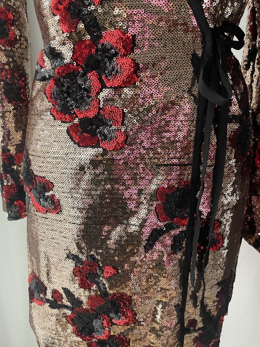 Rochie zara paiete, florala  , spectsculoasa, marime  xs