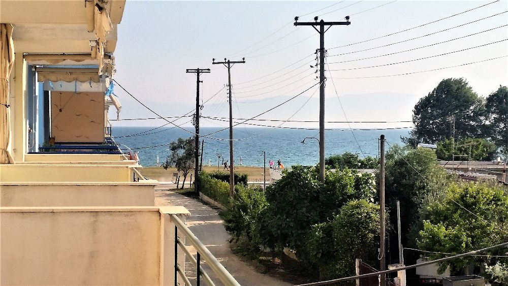 Апартамент- до 4 души до морето за почивка в Паралия Офринио Гърция