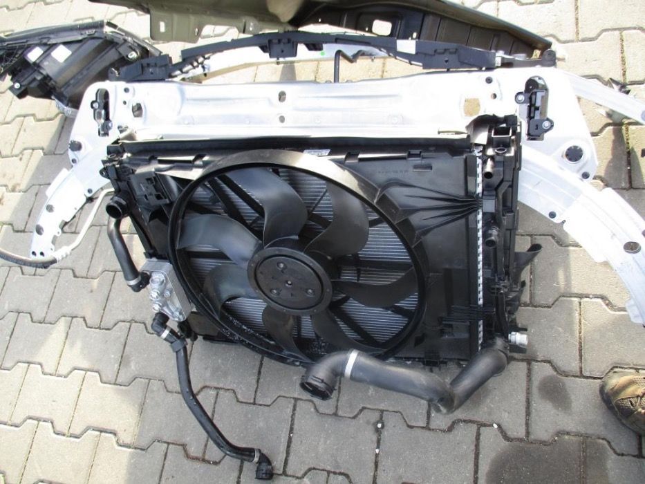 Mercedes E class w213 w 213 trager capota aripa bara far xenon