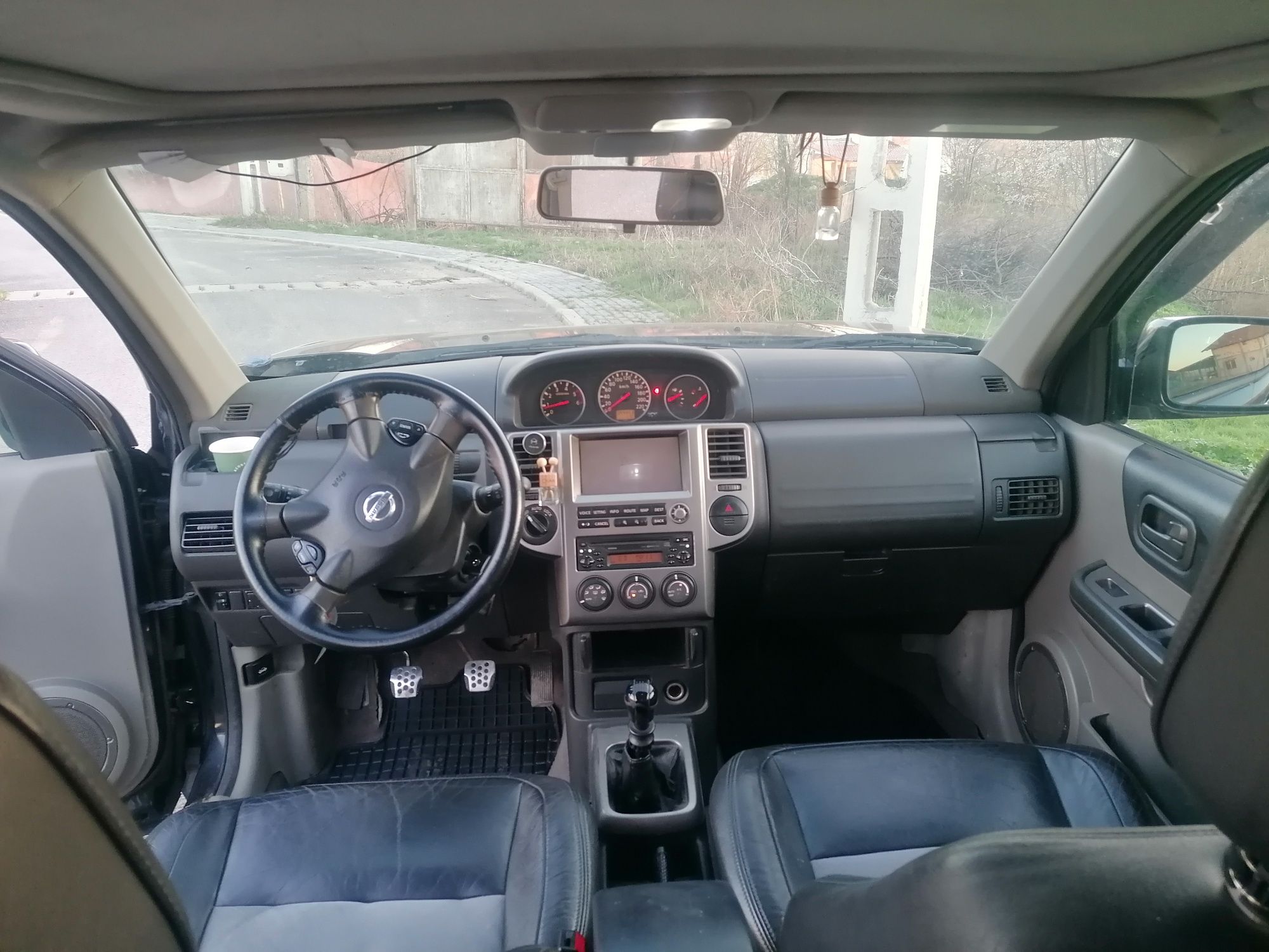 Nissan x-trail t30