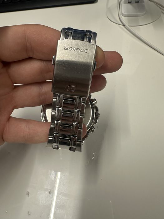 Часовник Casio Edifice