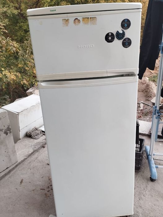 Продам холодильник бу