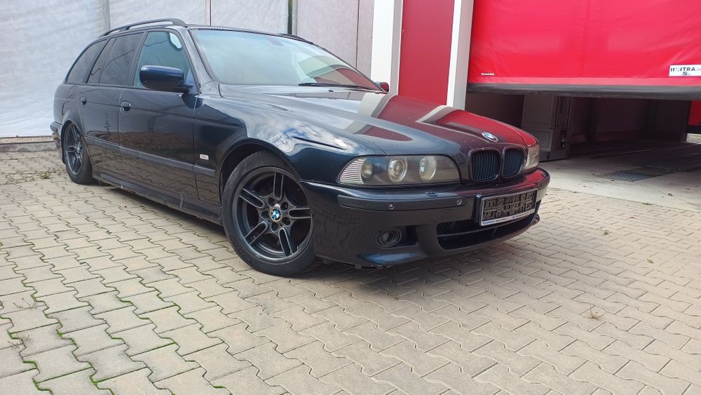 Dezmembrez bmw 528i E39