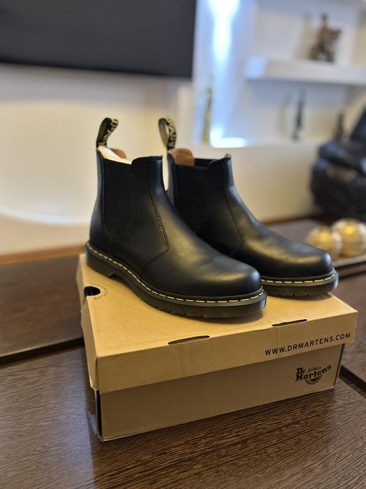 Ghete Dr. Martens Chelsea – Mărimea 44 – Noi, Nepurtate