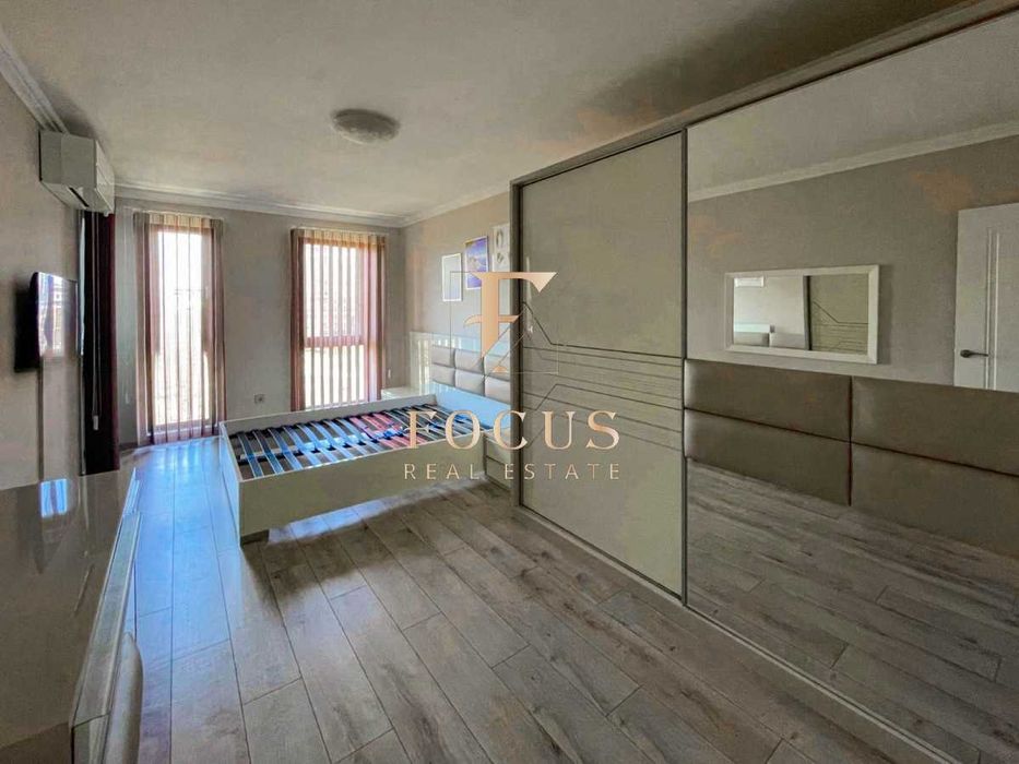 Продава се Тристаен апартамент в Пловдив, Христо Смирненски - 136 кв.м за 1854 €/кв.м - Снимка #4