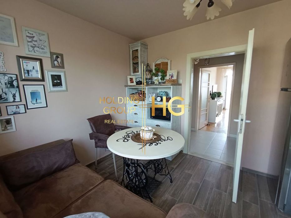 Продава се Тристаен апартамент в Варна, Чайка - 94 кв.м за 2341 €/кв.м - Снимка #2