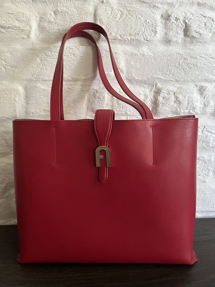 Furla голяма червена чанта