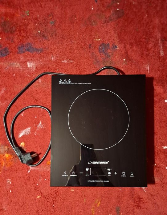 Plită cu Inducție Esperanza – Practic Nouă, 2000W Putere Instant!