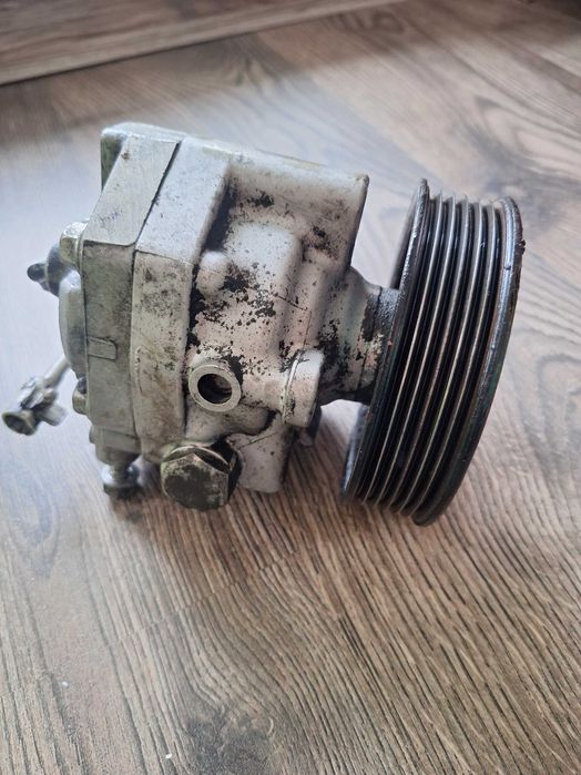 Хидравлична помпа Subaru Legacy IV 3.0 AWD 245к.с.