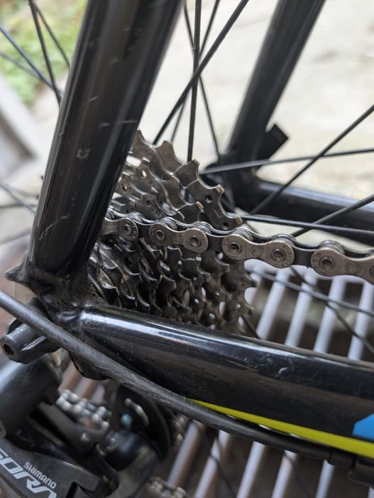 Шосеен велосипед Drag Volta comp 28",  за 185-190 см, карбон  алуминии