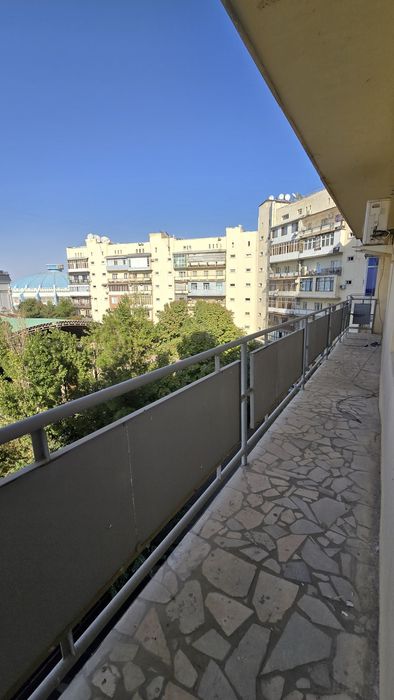 Сдается просторная квартира 5/5/7 "Хадра"