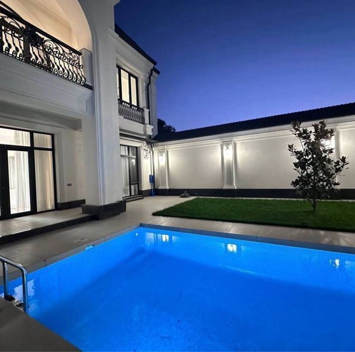 Дом 5 соток 6 комнат 750 м² Сауна ; Бассейн