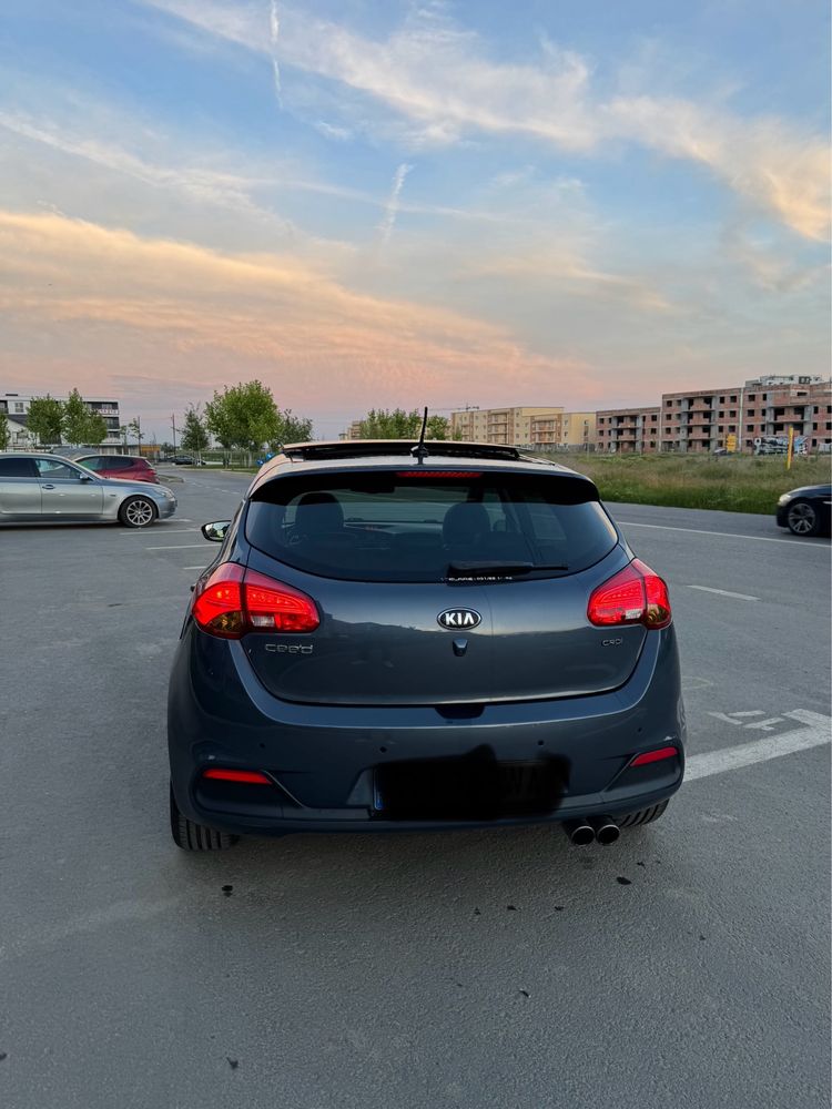 Kia Ceed 1.6 CRDi, 2012 Panoramic