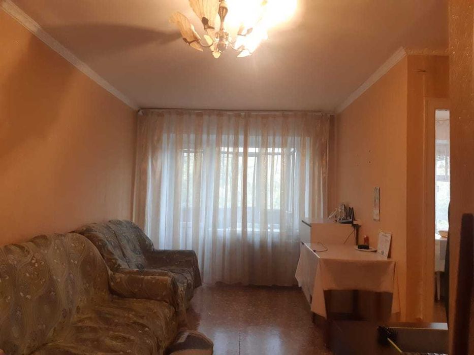 Продам 1 комнатную квартиру Торайгырова 85