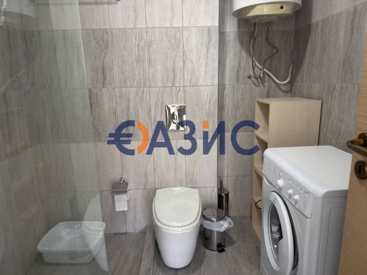 Продава се Двустаен апартамент в к.к. Слънчев бряг - 74 кв.м за 1061 €/кв.м - Снимка #11