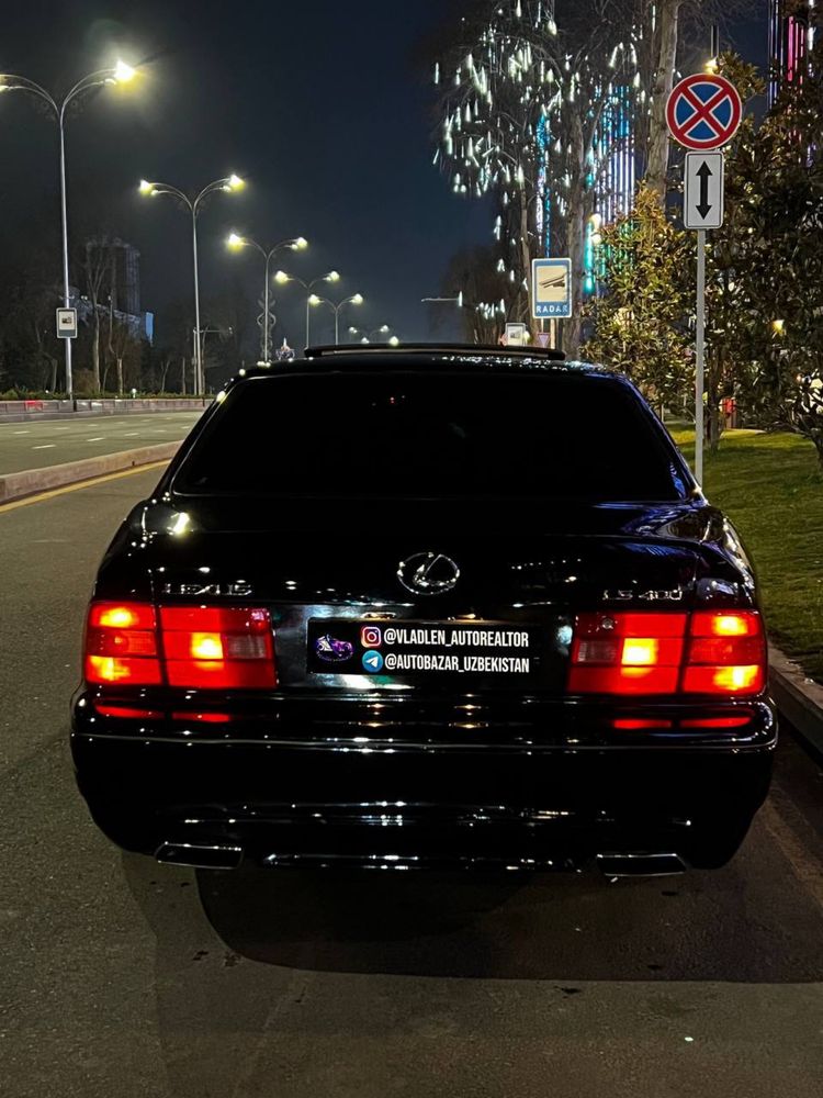 •Lexus LS400 (Редкий экземляр)•