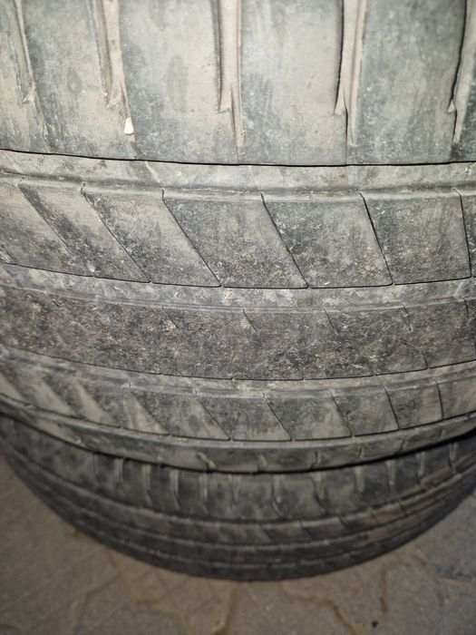 Anvelope de vara in doua dimensiuni MICHELIN r 20