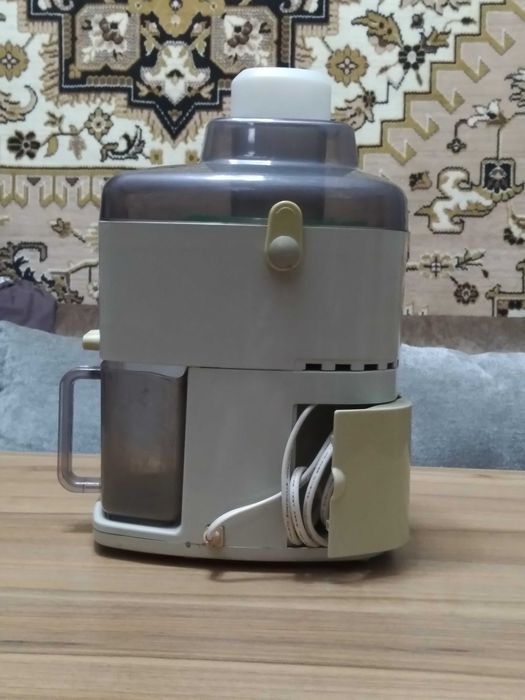 Соковыжималка Корея  DAEWOO ELECTRONICS