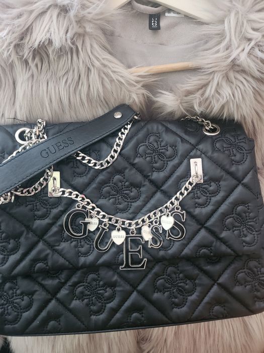 Голяма дамска чанта Guess