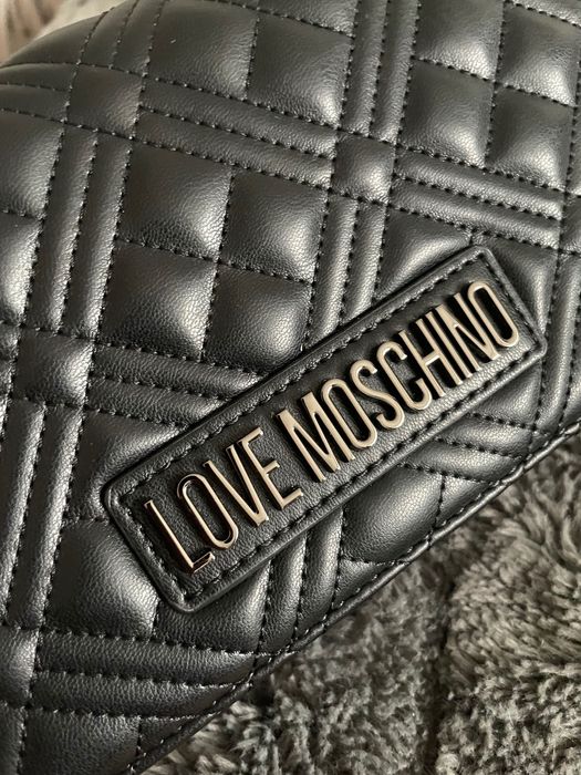 Дамска чанта черна Love Moschino