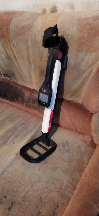 Продам металлоискатель