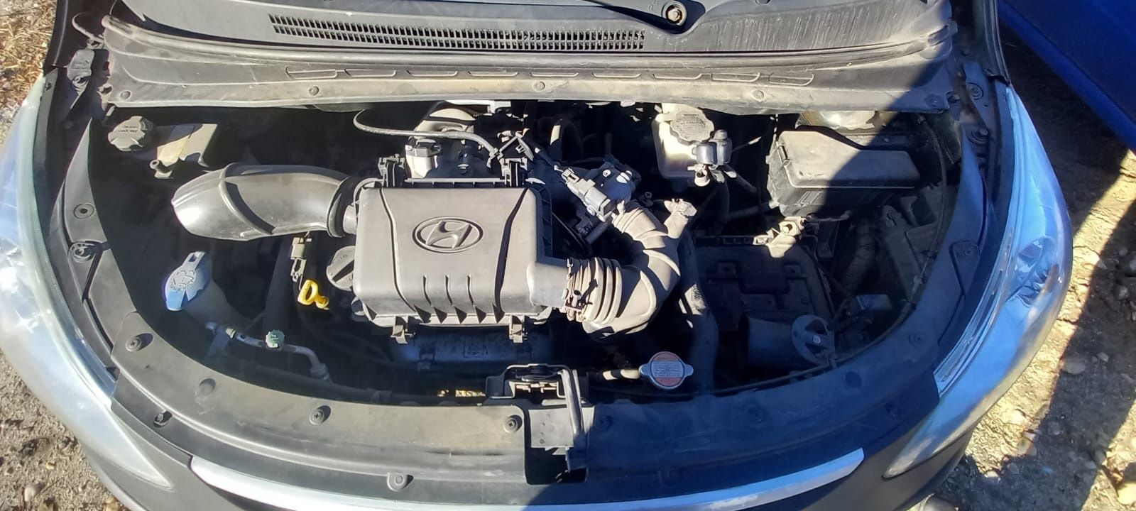 Dezmembrez Hyundai I 10 motor 1.1 benzina cod motor G4HG KW 48