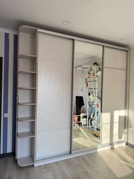 Шкаф купе продам